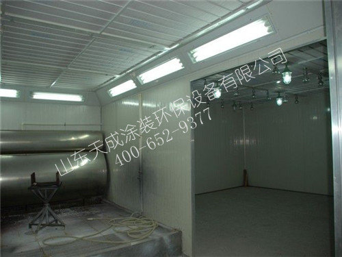 家具噴烤漆房内景